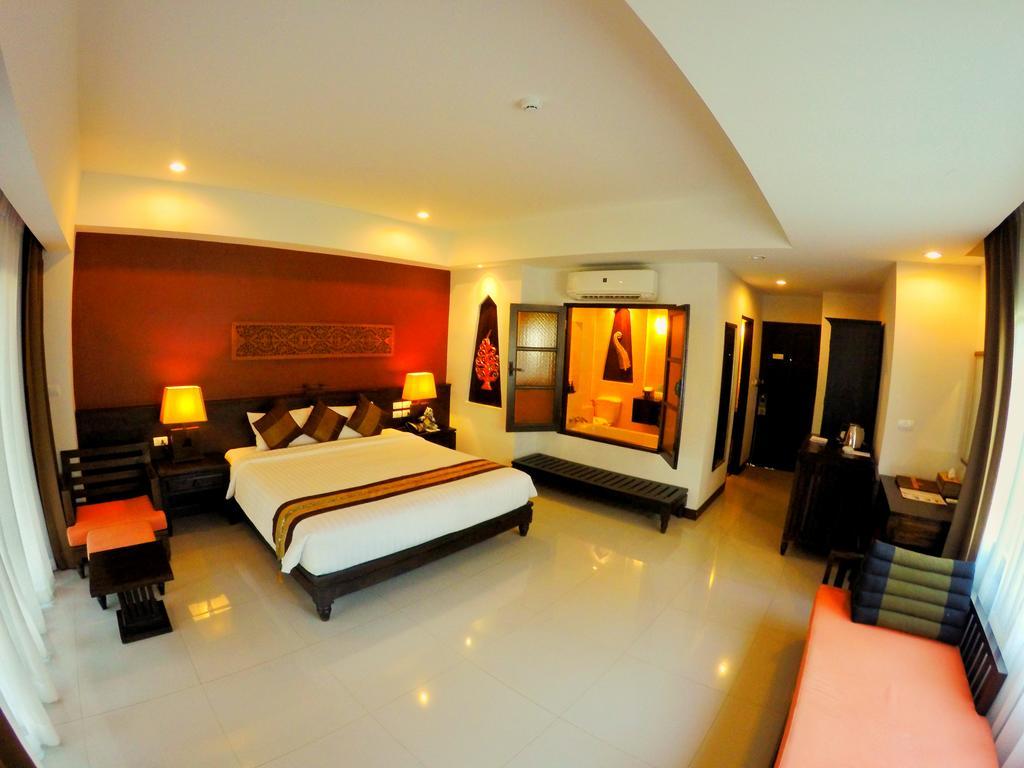 Navatara Phuket Resort Rawai Exterior foto