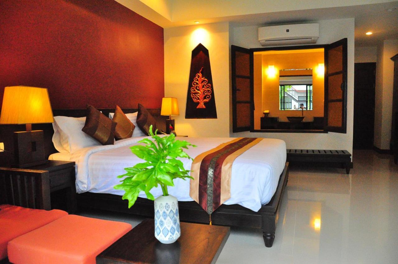 Navatara Phuket Resort Rawai Exterior foto